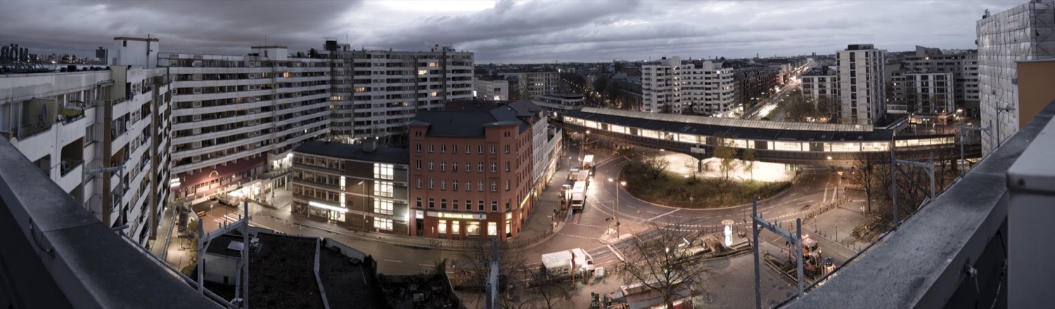 KOTTBUSSER TOR BY NIGHT — kare KH-0114, 2007