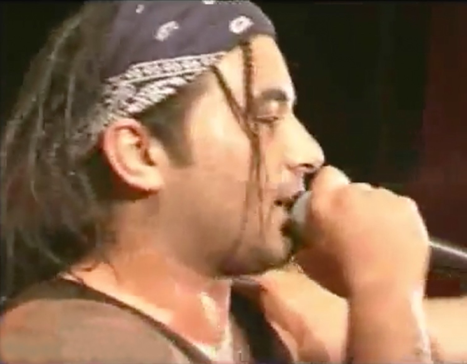 Killa Hakan sahnede canlı performans, 2016